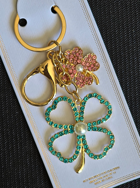 Aqua Blue & Pink Pearl Clover 🍀 Blingy Keychain