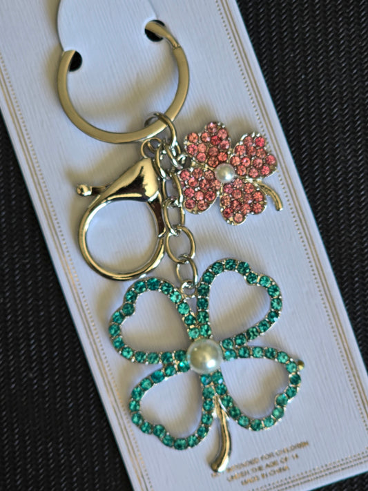 Aqua Blue/Pink Pearl Clover 🍀 Blingy Keychain (Silver Hardware)