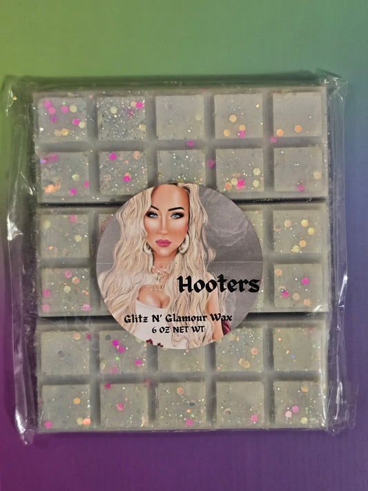 Hooters Scented Small Snap Bar Set (Color Subject to Change)